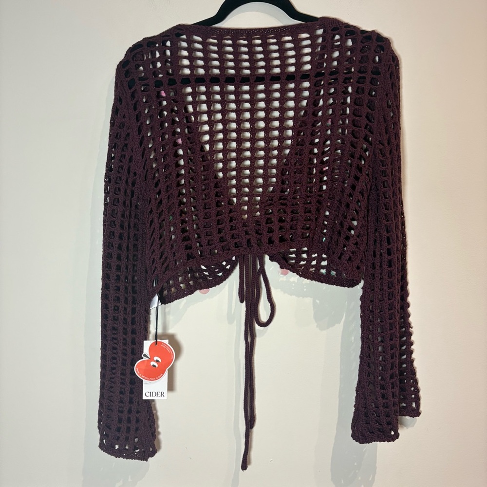 Cider NWT Burgundy Sequin Knotted Knitted Crop Top Size Medium - Picture 7 of 9